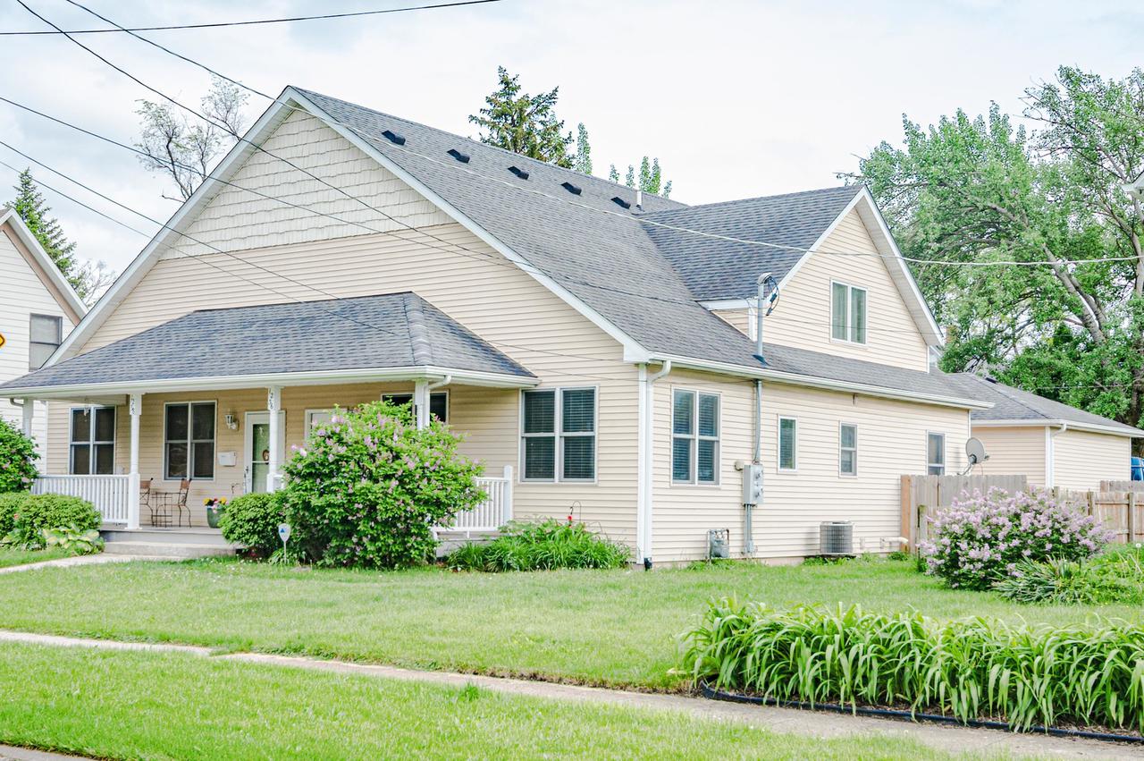 1236 State St., Dekalb, IL 60115