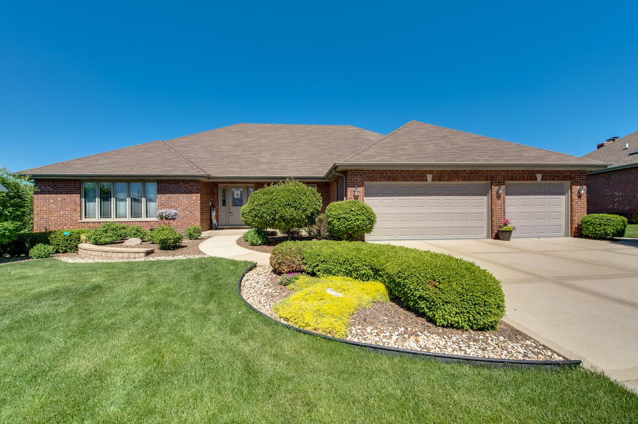 22420 Crimson Ln., Frankfort, IL 60423