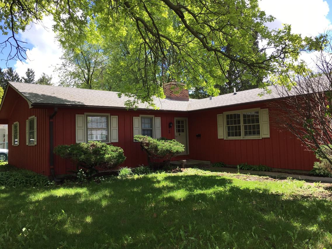 2 Pheasant Run, Dekalb, IL 60115