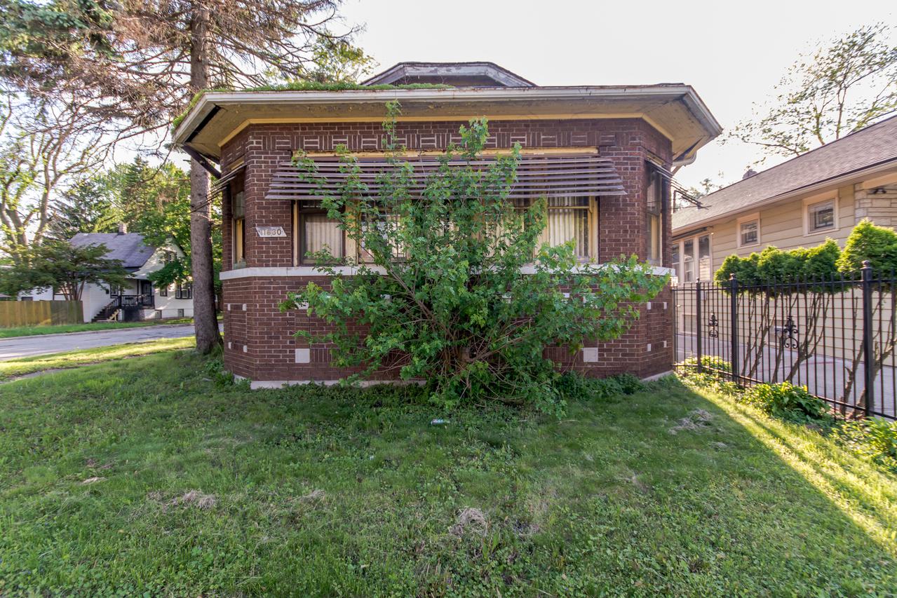 11630 S Wallace St., Chicago, IL 60628