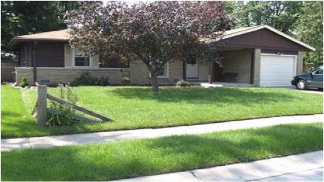 303 E Higgins Rd., Elk Grove Village, IL 60007