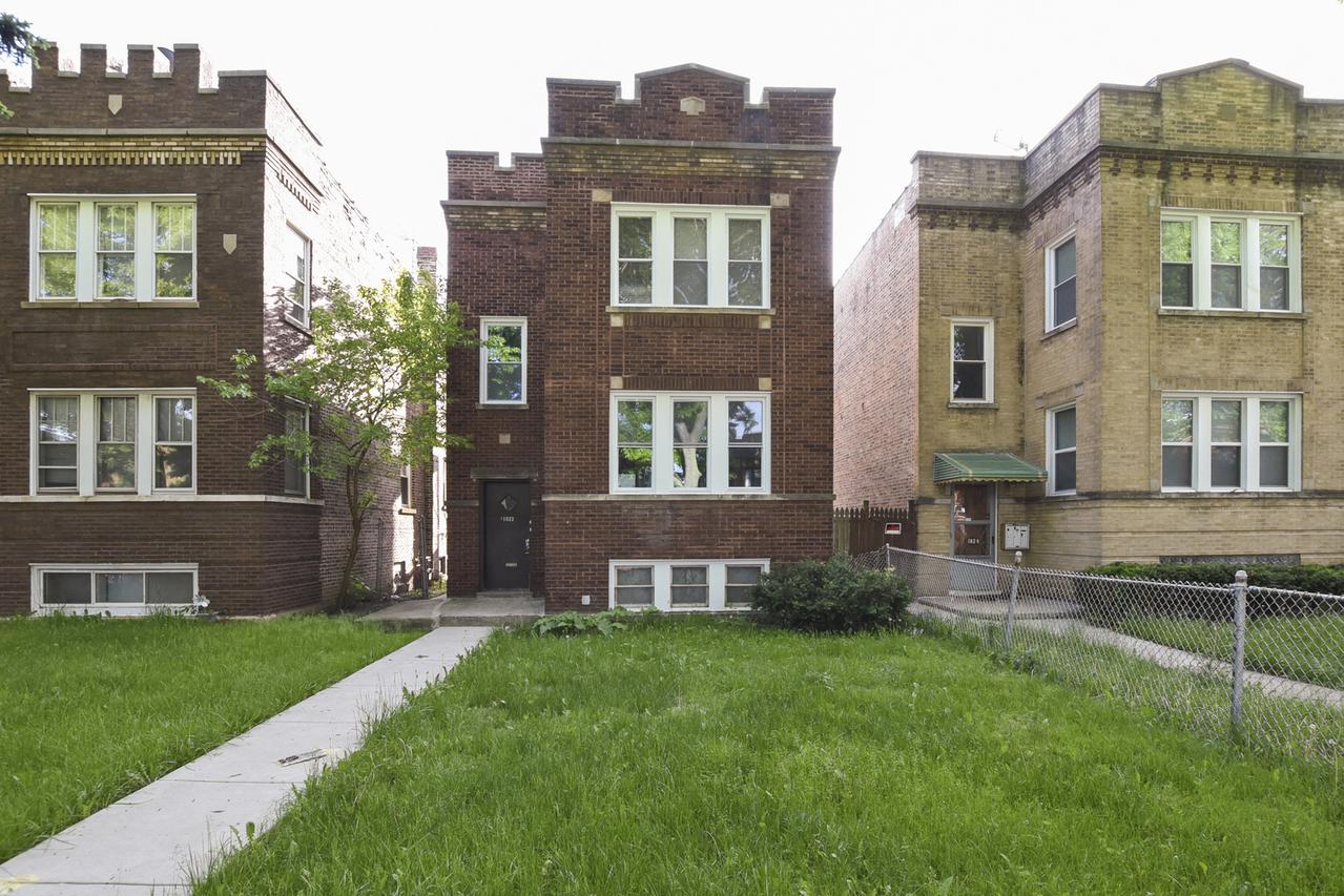1822 N Luna Ave., Chicago, IL 60639