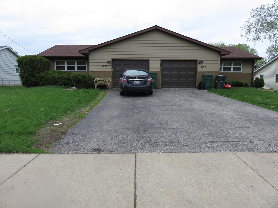 855-857 Belle Plaine Ave., Gurnee, IL 60031