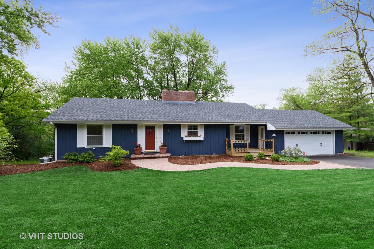 121 N South Dr., Tower Lakes, IL 60010