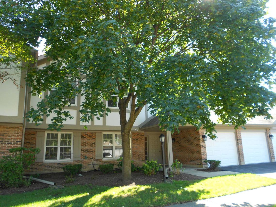 287 Coventry Cir., Vernon Hills, IL 60061