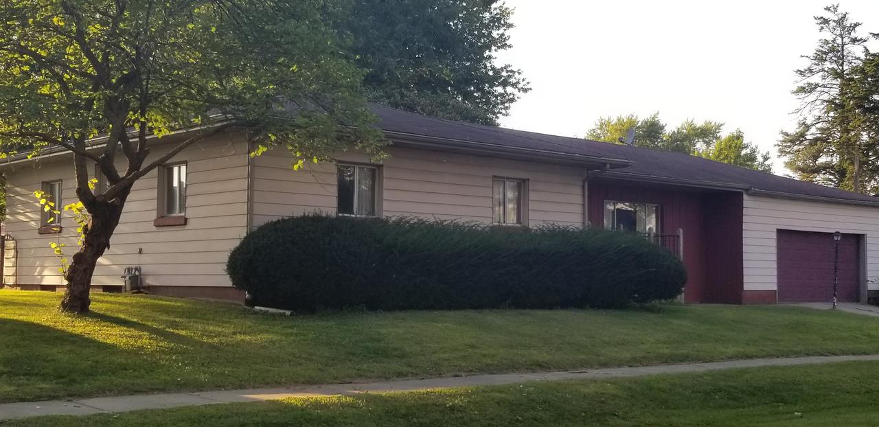 6 S Stroble Ave., Amboy, IL 61310