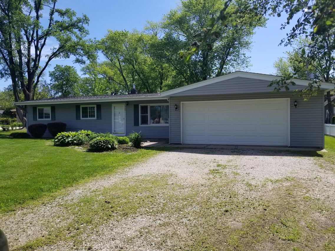 7329 Giddings Ave., Burr Ridge, IL 60527
