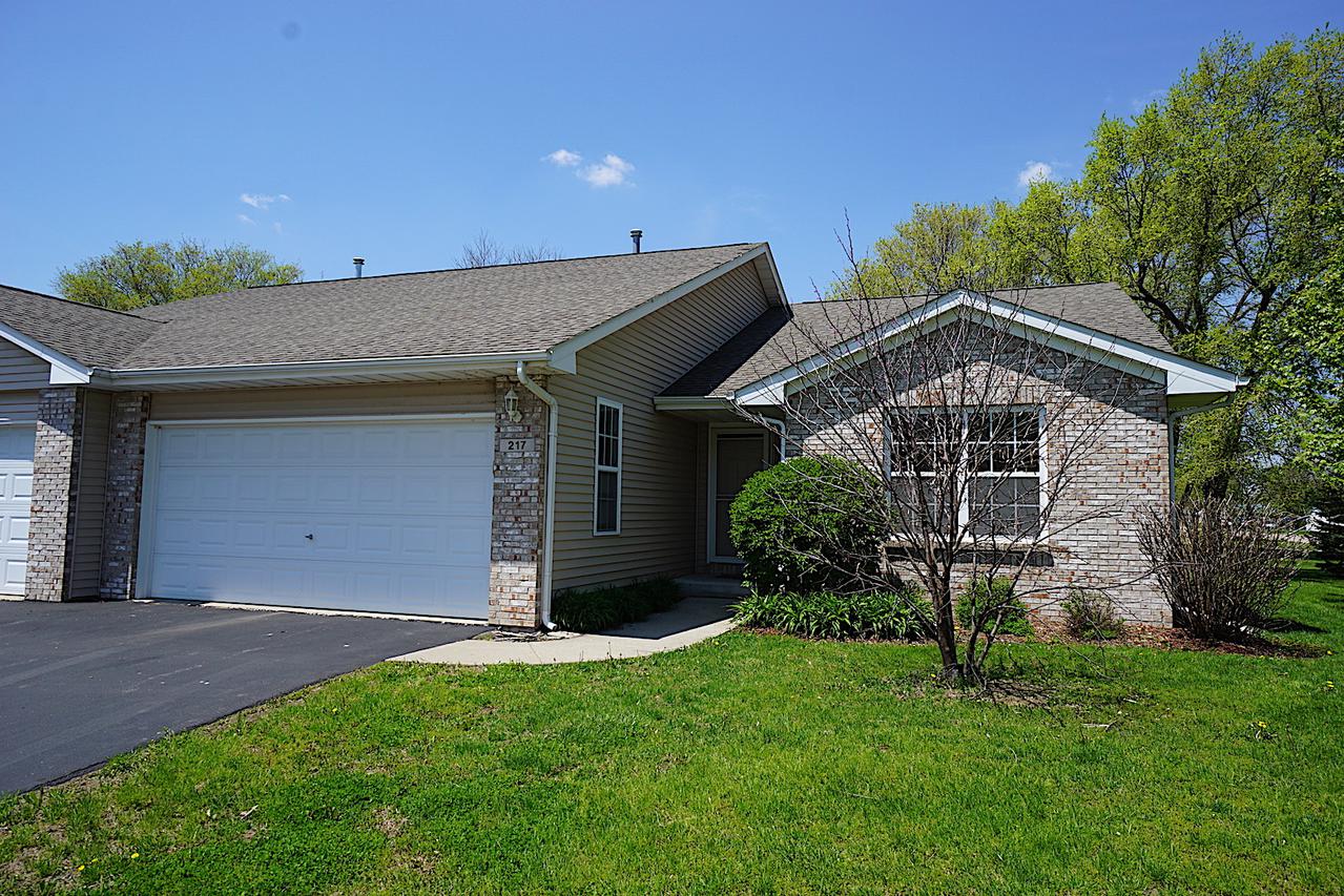 217 Sauk Ridge Dr. #1, South Beloit, IL 61080