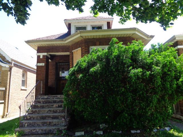 8541 S Marshfield Ave., Chicago, IL 60620