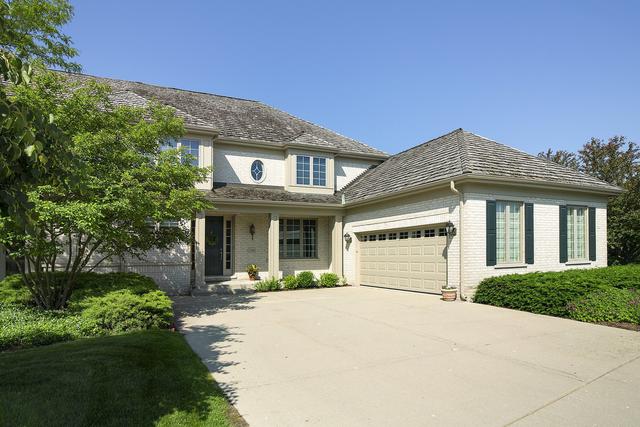 2200 Royal Ridge Dr., Northbrook, IL 60062