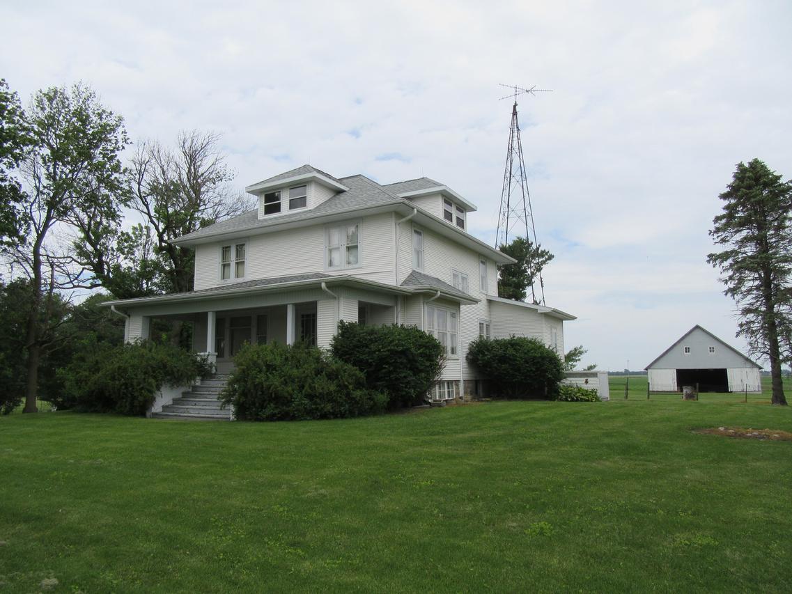 308 E 3000 N Rd., Clifton, IL 60927