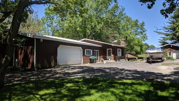 15200 Kishwaukee Valley Rd., Woodstock, IL 60098