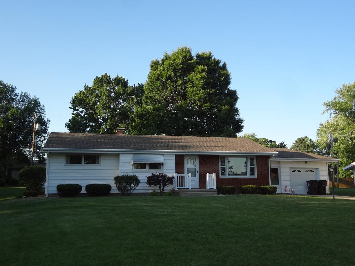 31 Cypress Dr., Clinton, IL 61727