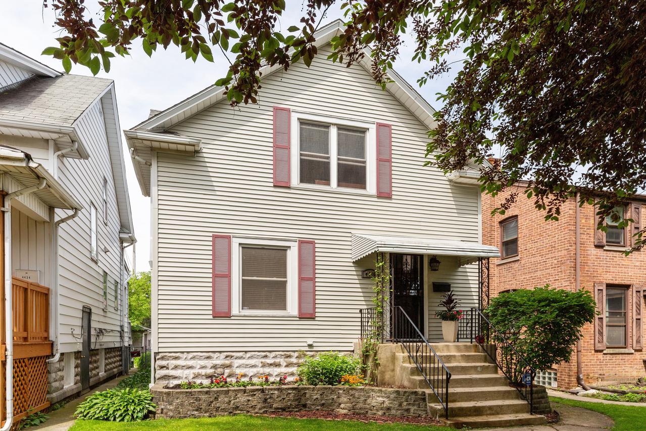 4436 N Lacrosse Ave., Chicago, IL 60630