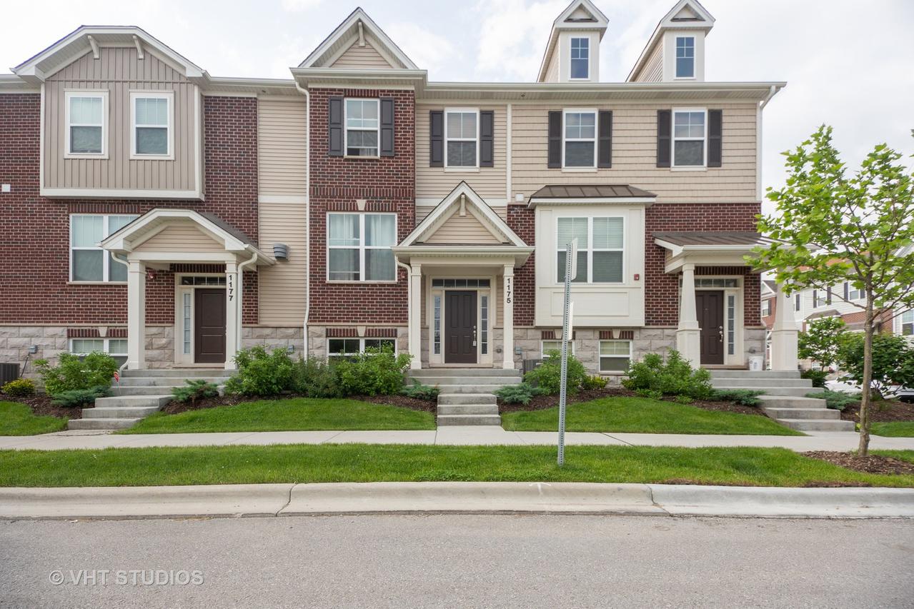 1175 Evergreen Ave. #18-4, Des Plaines, IL 60016