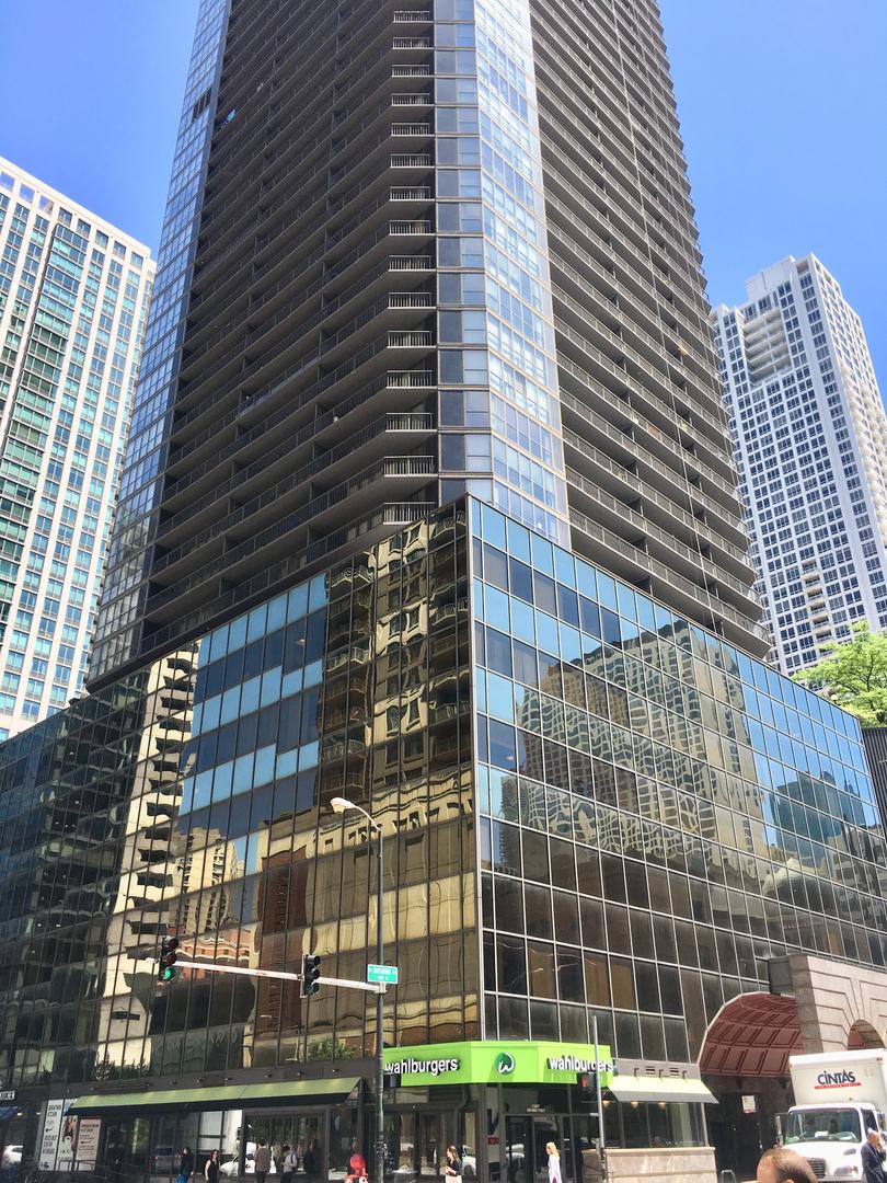 10 E Ontario St. #4101, Chicago, IL 60611