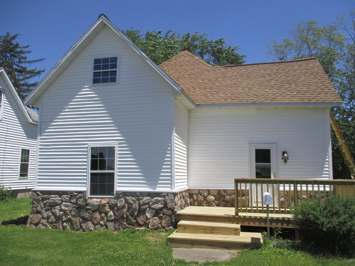 101 N Richman St., Villa Grove, IL 61956