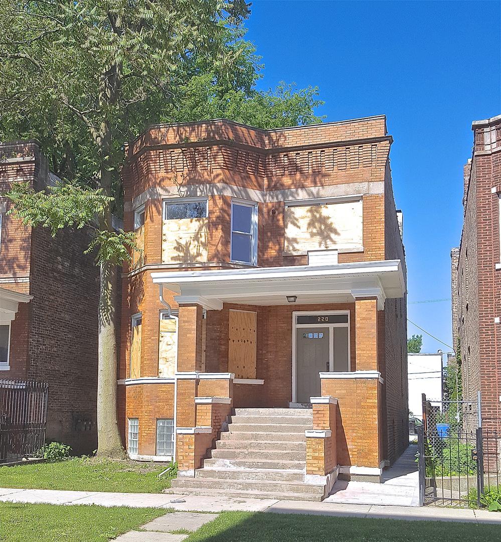 220 N Leclaire Ave., Chicago, IL 60644