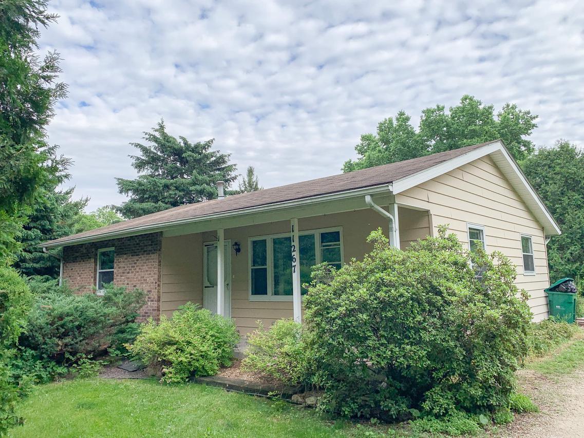 11267 Edgemere Ter., Roscoe, IL 61073