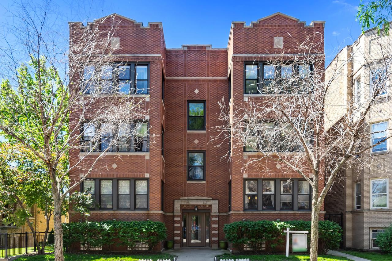 2419 W Foster Ave. #2W, Chicago, IL 60625