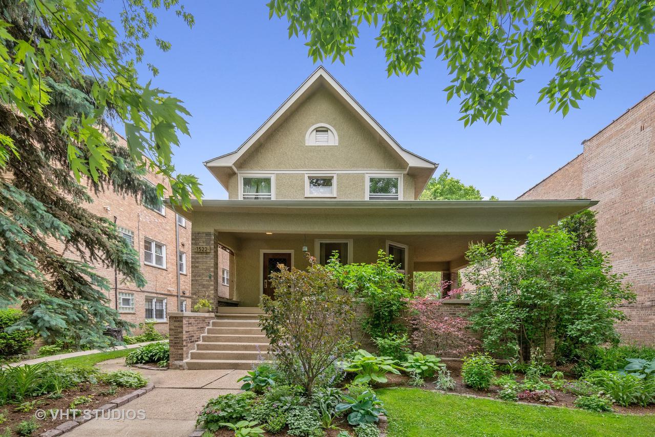 1522 W Chase Ave., Chicago, IL 60626