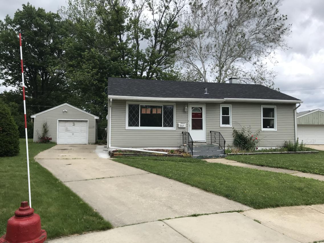 1065 N Pleasure Ct., Aurora, IL 60506