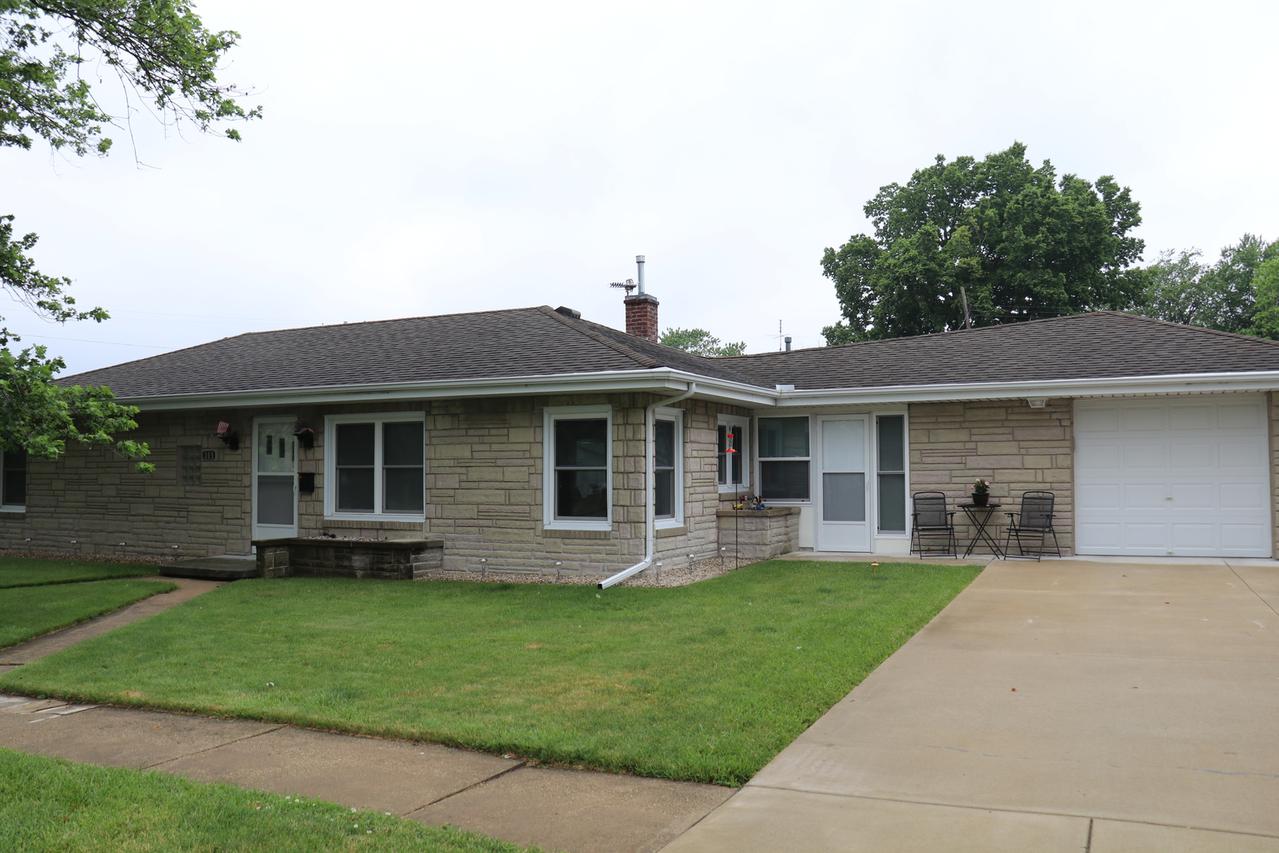 309 S Portland Pl., Clinton, IL 61727