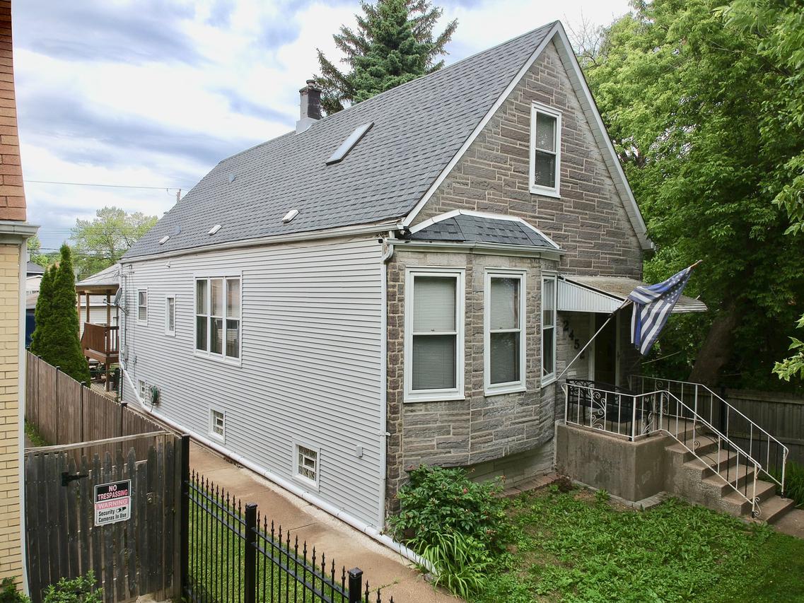 [Address Hidden by Seller], Chicago, IL 60707