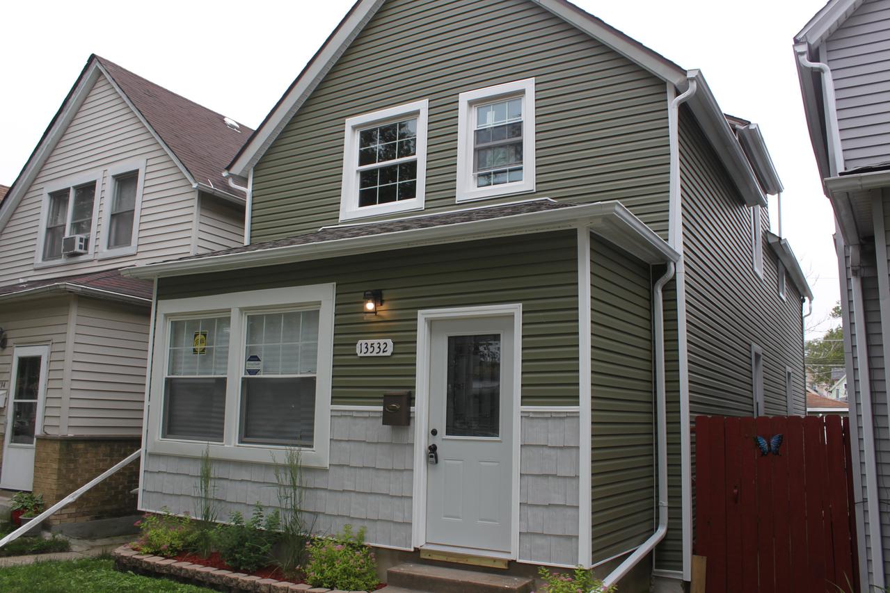 13532 S Mackinaw Ave., Chicago, IL 60633