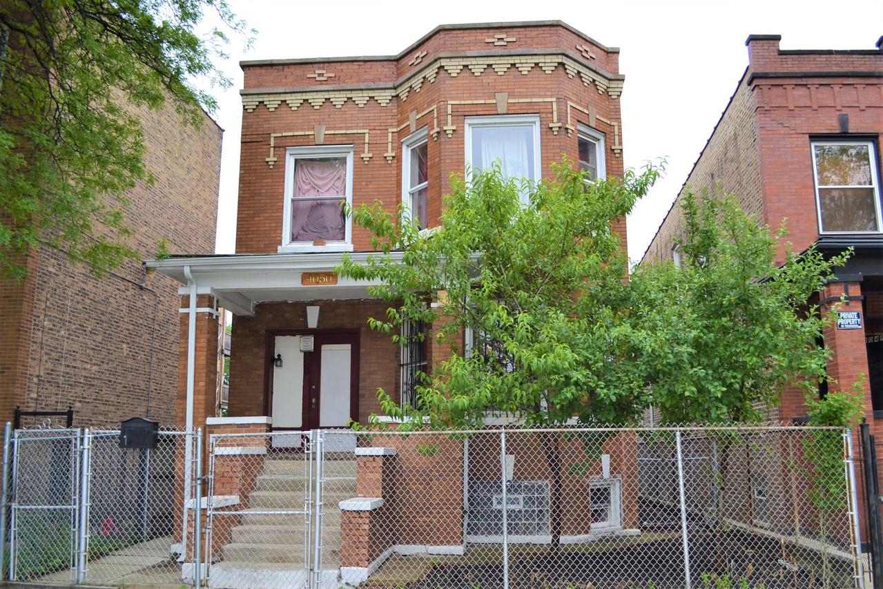 4050 W Crystal St., Chicago, IL 60651