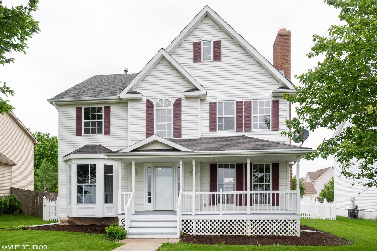 717 Hortense Dr., Kirkland, IL 60146