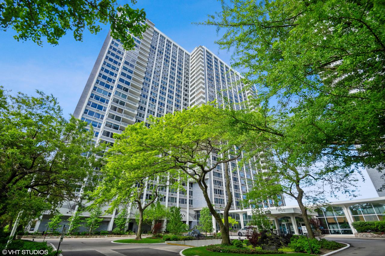 4250 N Marine Dr. #1025, Chicago, IL 60613
