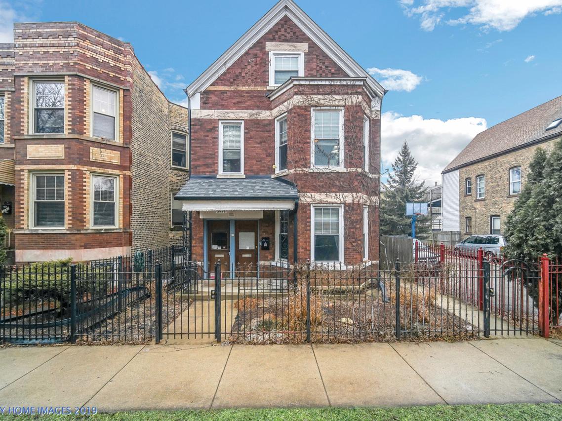 3235 N Monticello Ave., Chicago, IL 60618