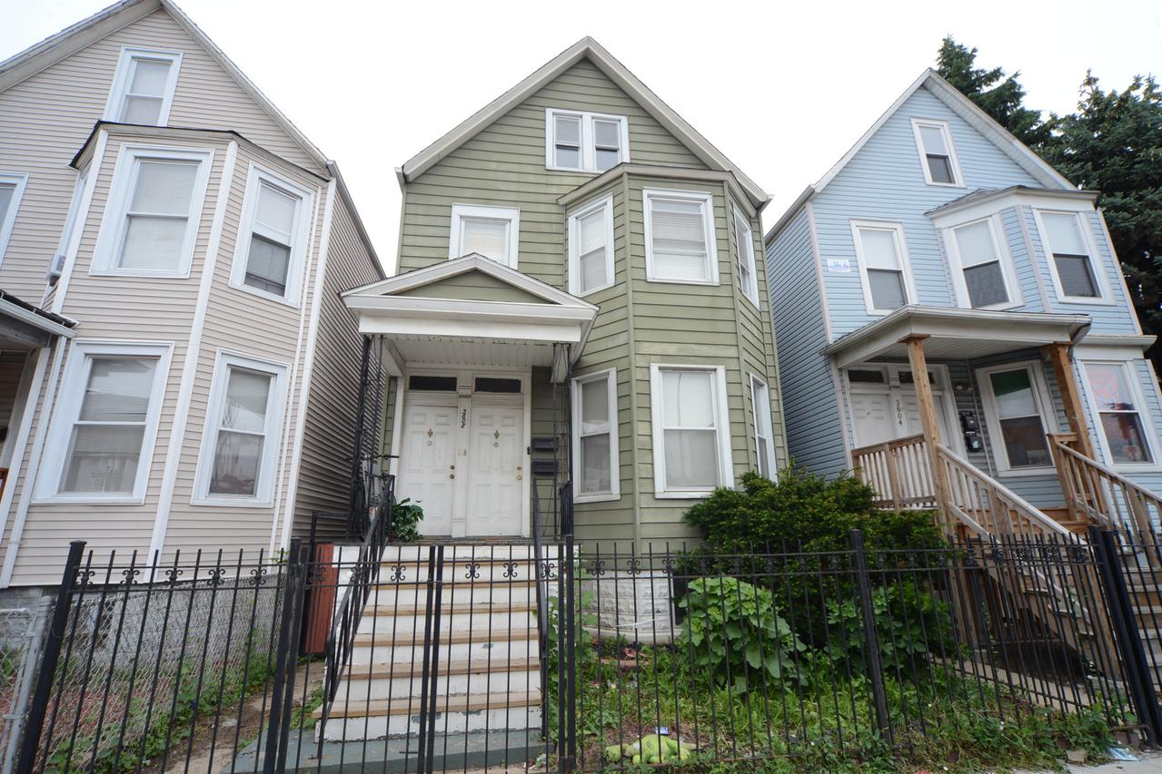 3608 W Diversey Ave., Chicago, IL 60647