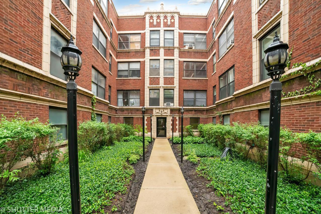 1058 W Granville Ave. #27, Chicago, IL 60660