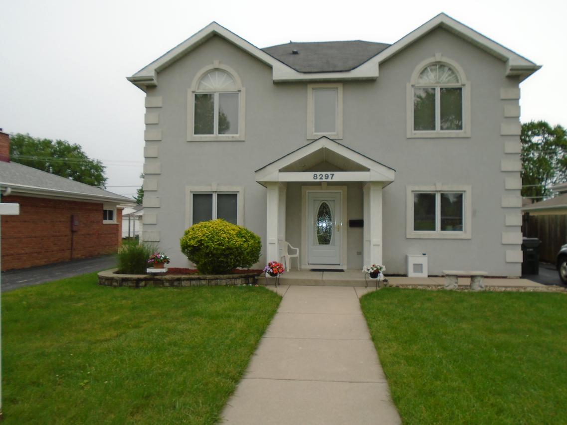 8297 N Washington St., Niles, IL 60714