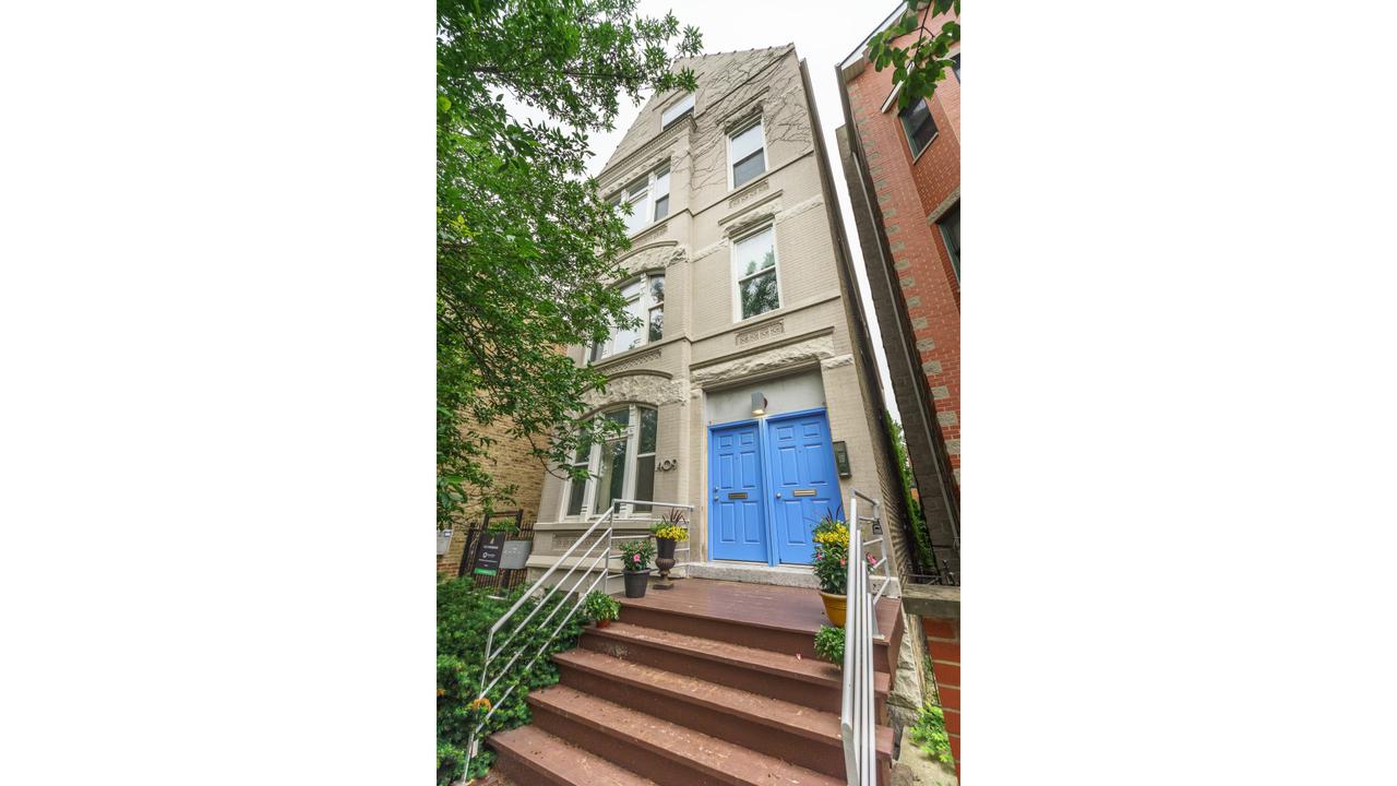 1409 W Superior St. #3R, Chicago, IL 60642