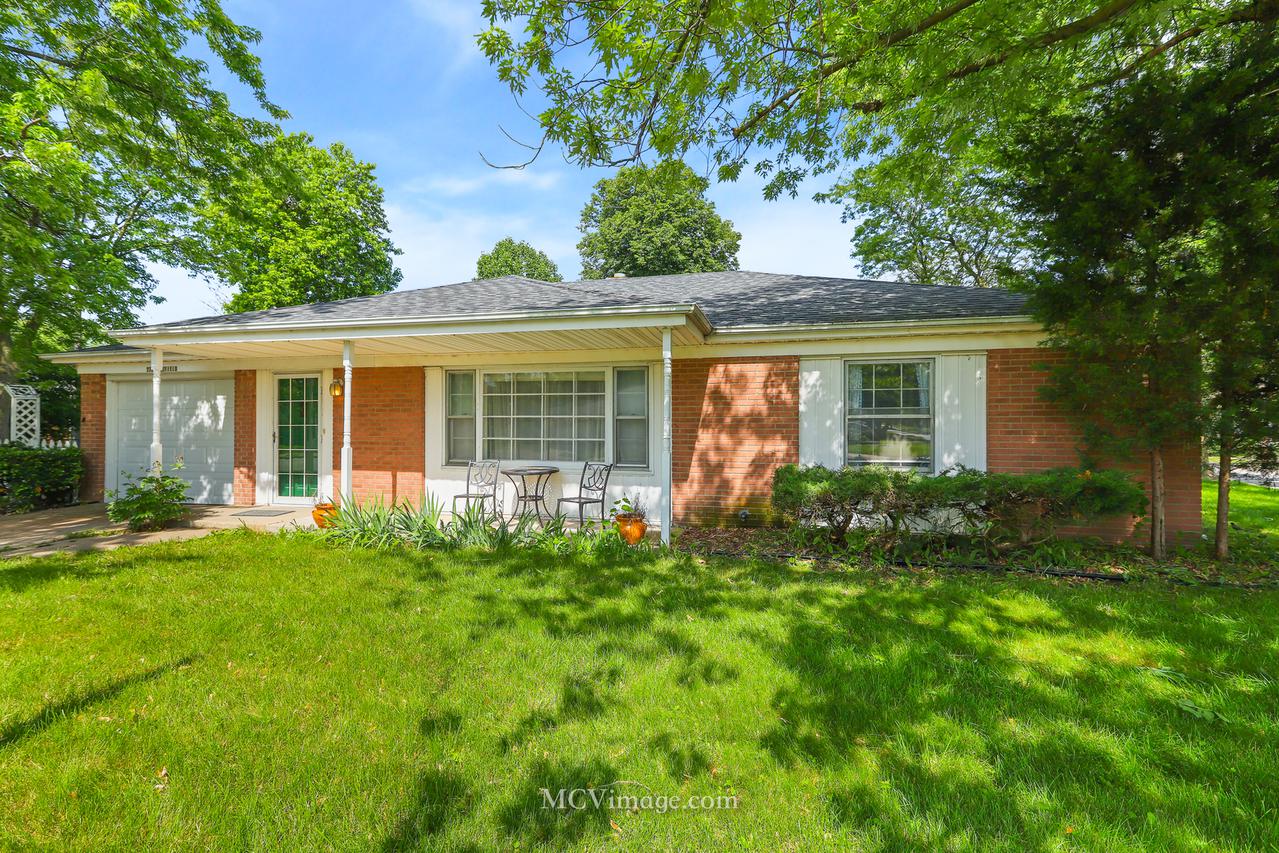 2221 Mayfield Ave., Joliet, IL 60435