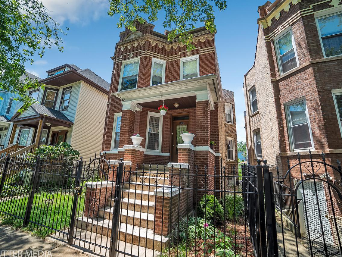 2424 N Lawndale Ave., Chicago, IL 60647