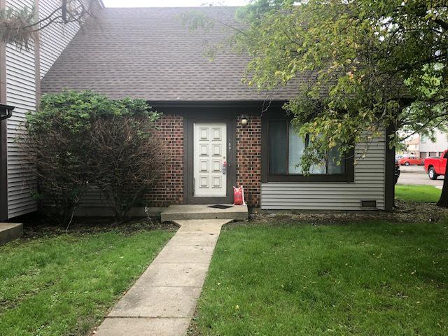 1801 Raintree Ct. #6-1, Sycamore, IL 60178