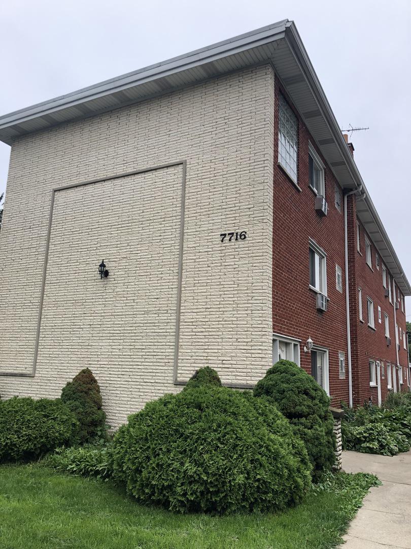 7716 Ogden Ave. #3R, Lyons, IL 60534