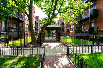 2703 N Mildred Ave. #1A, Chicago, IL 60614
