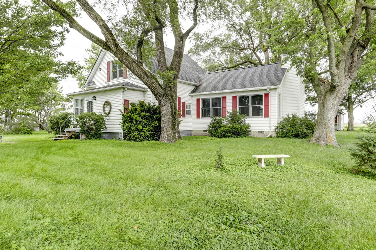 1472 Cr 500e, Champaign, IL 61822