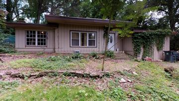 10S270 Glen Rd., Lemont, IL 60439