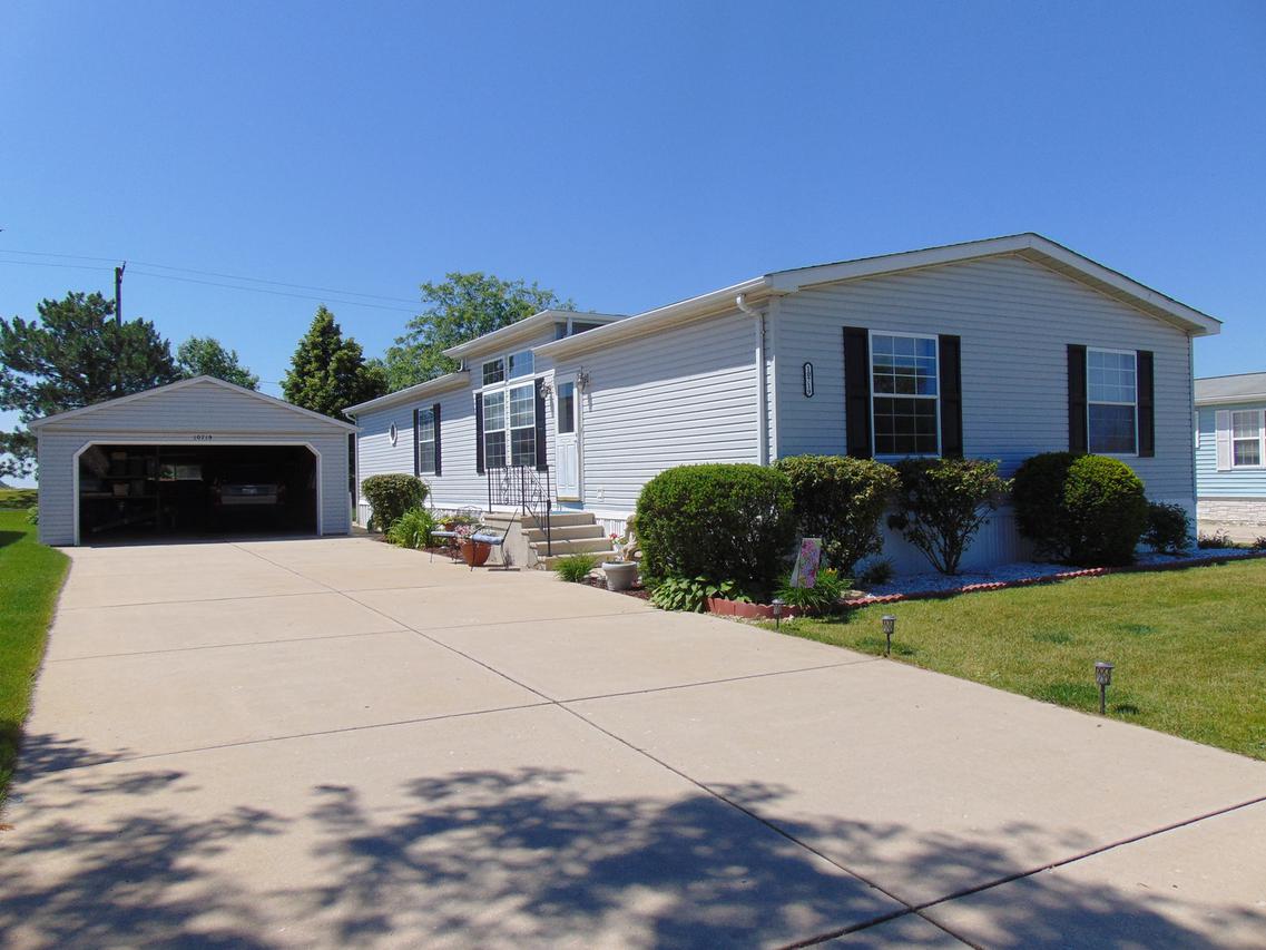 10719 W Butterfield Dr., Frankfort, IL 60423