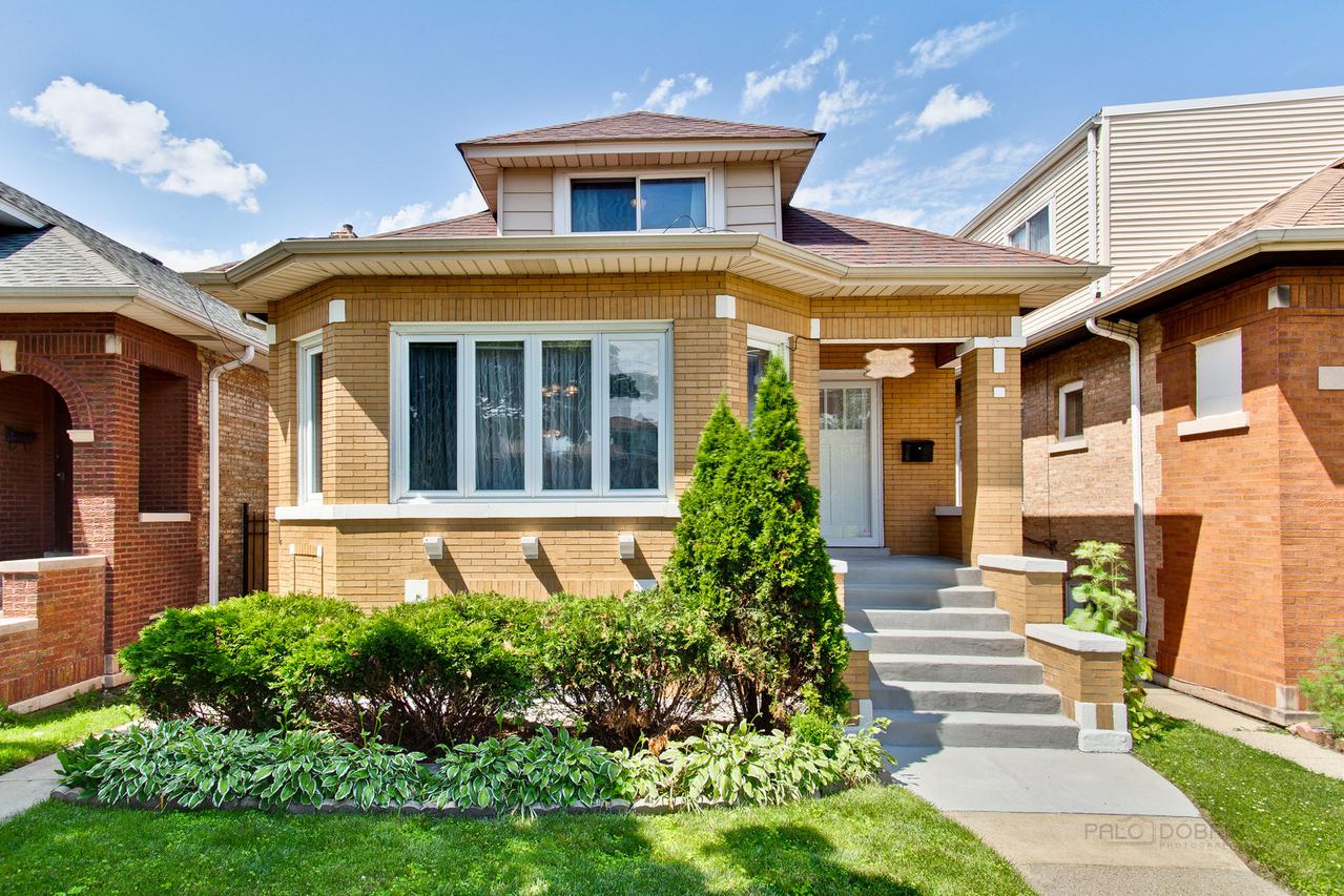 5642 W School St., Chicago, IL 60634