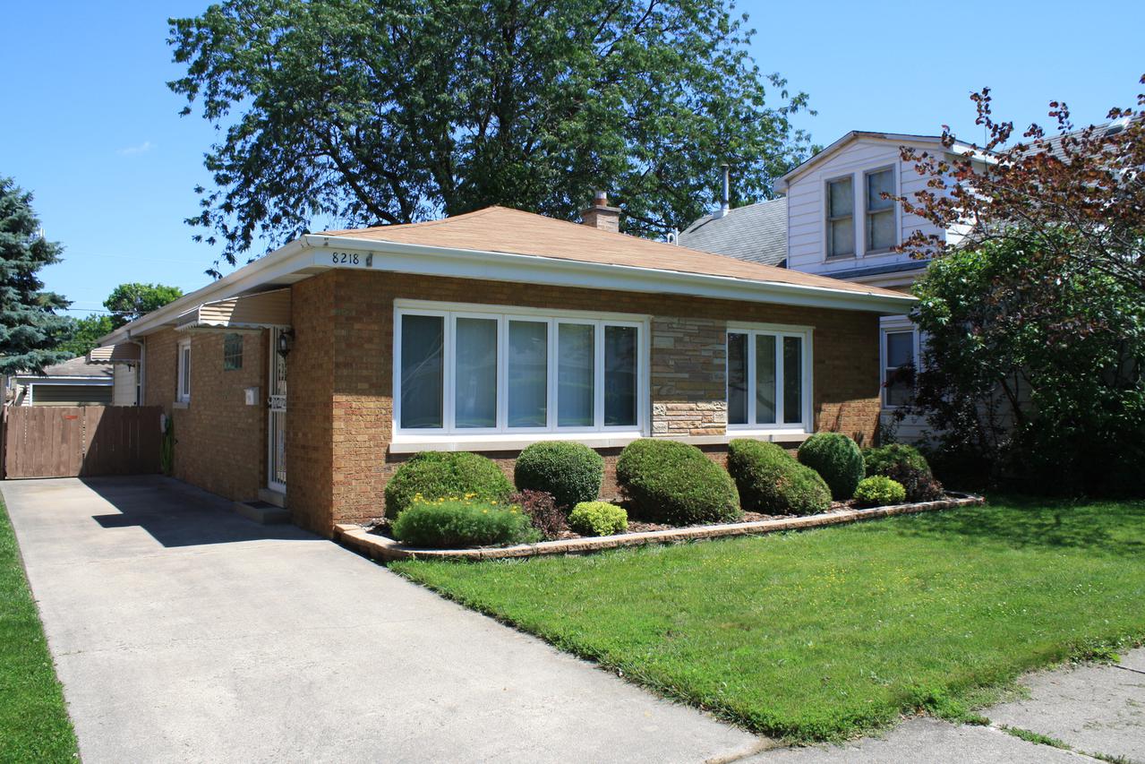 8218 44th St., Lyons, IL 60534