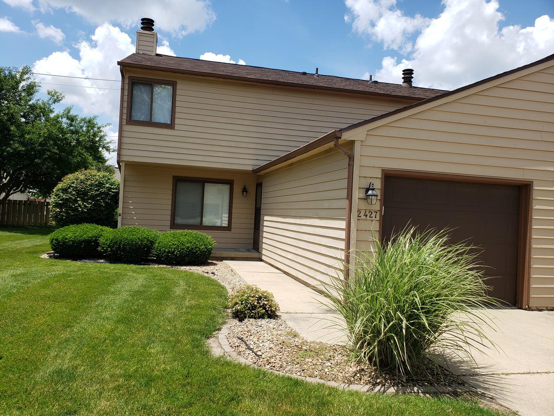 2427 Morrissey Park Dr., Champaign, IL 61821