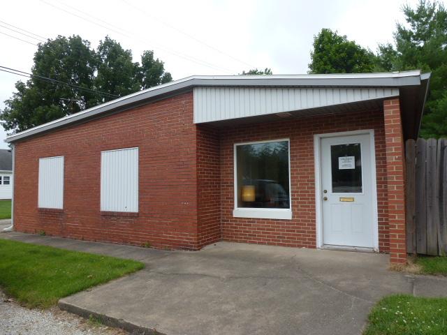 111 N Elm St., Clinton, IL 61727