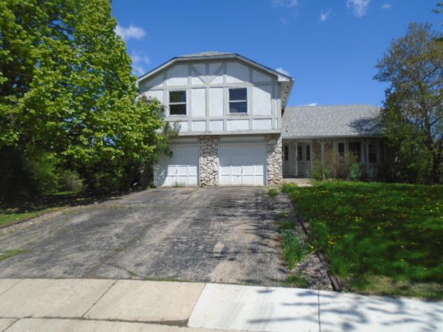 3764 N Alder Ct., Hoffman Estates, IL 60192